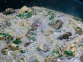 Comment réussir une sauce aux morilles onctueuse : techniques et astuces